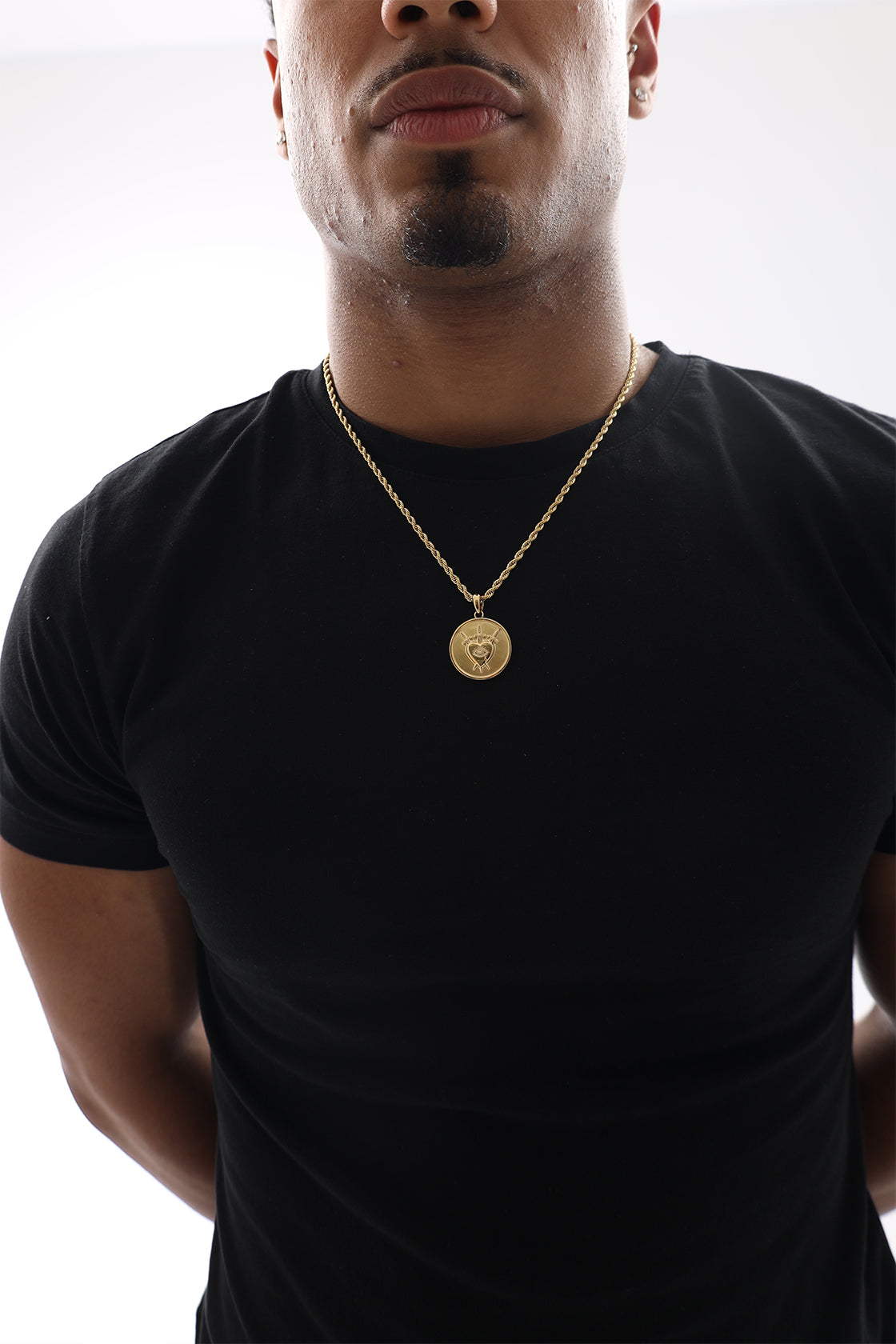 The Eye Medallion - Gold Dealers