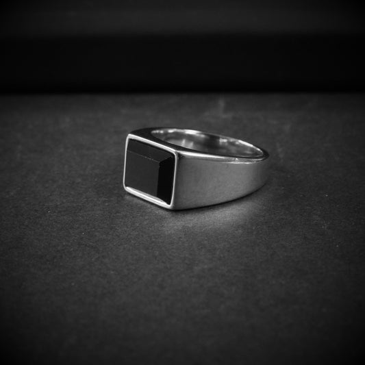 Black Gem ring Plata